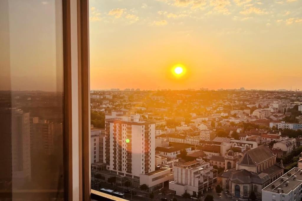 Ciel De Paris : Vue Tour Eiffel Apartment Choisy-le-Roi Exterior photo